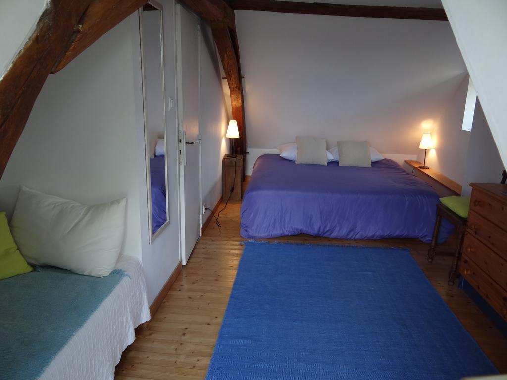 Au Moulin Geant Bed & Breakfast Rochefort-sur-Loire Room photo